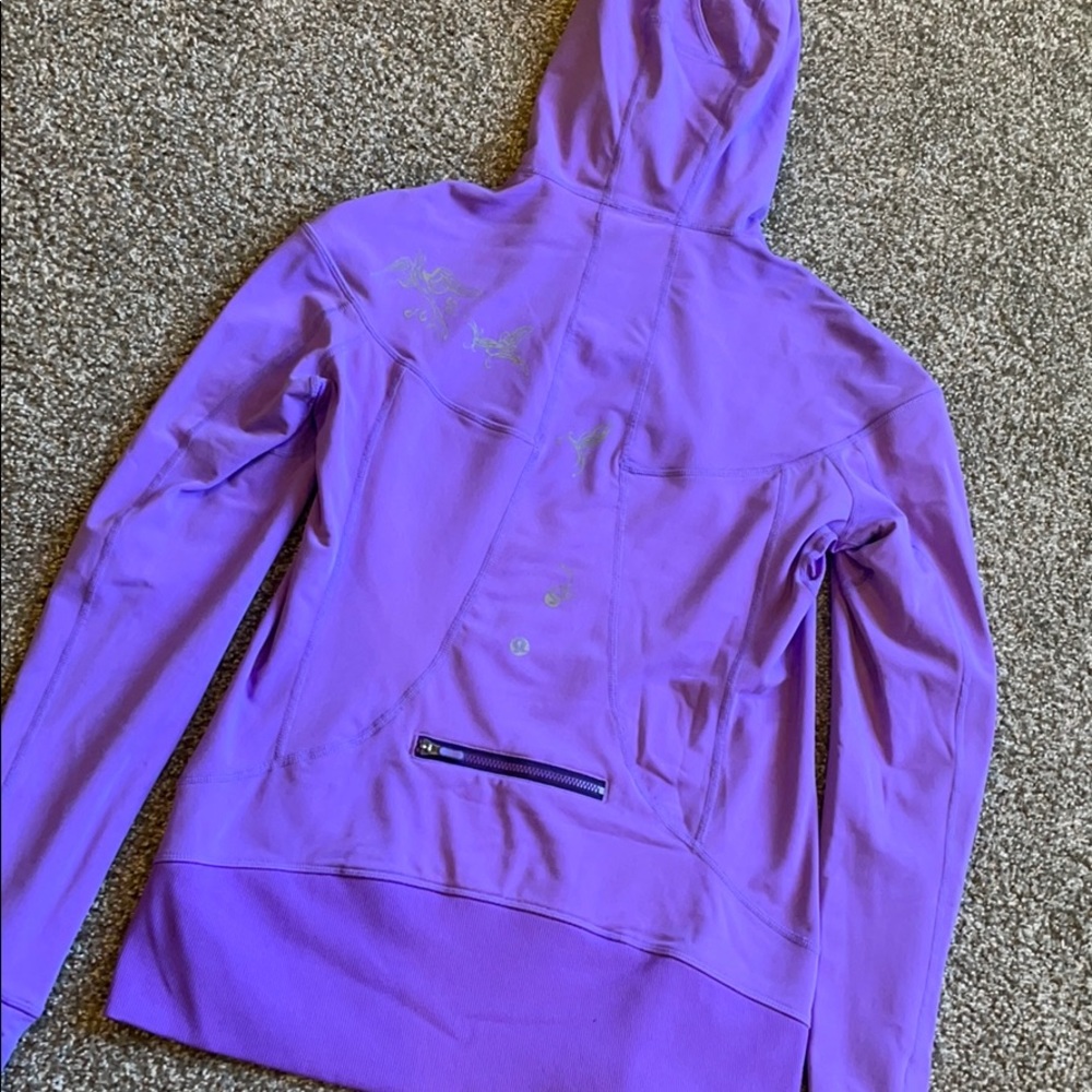 Special Edition Lululemon Scuba Hoodie 💟 - Picture 6 of 8